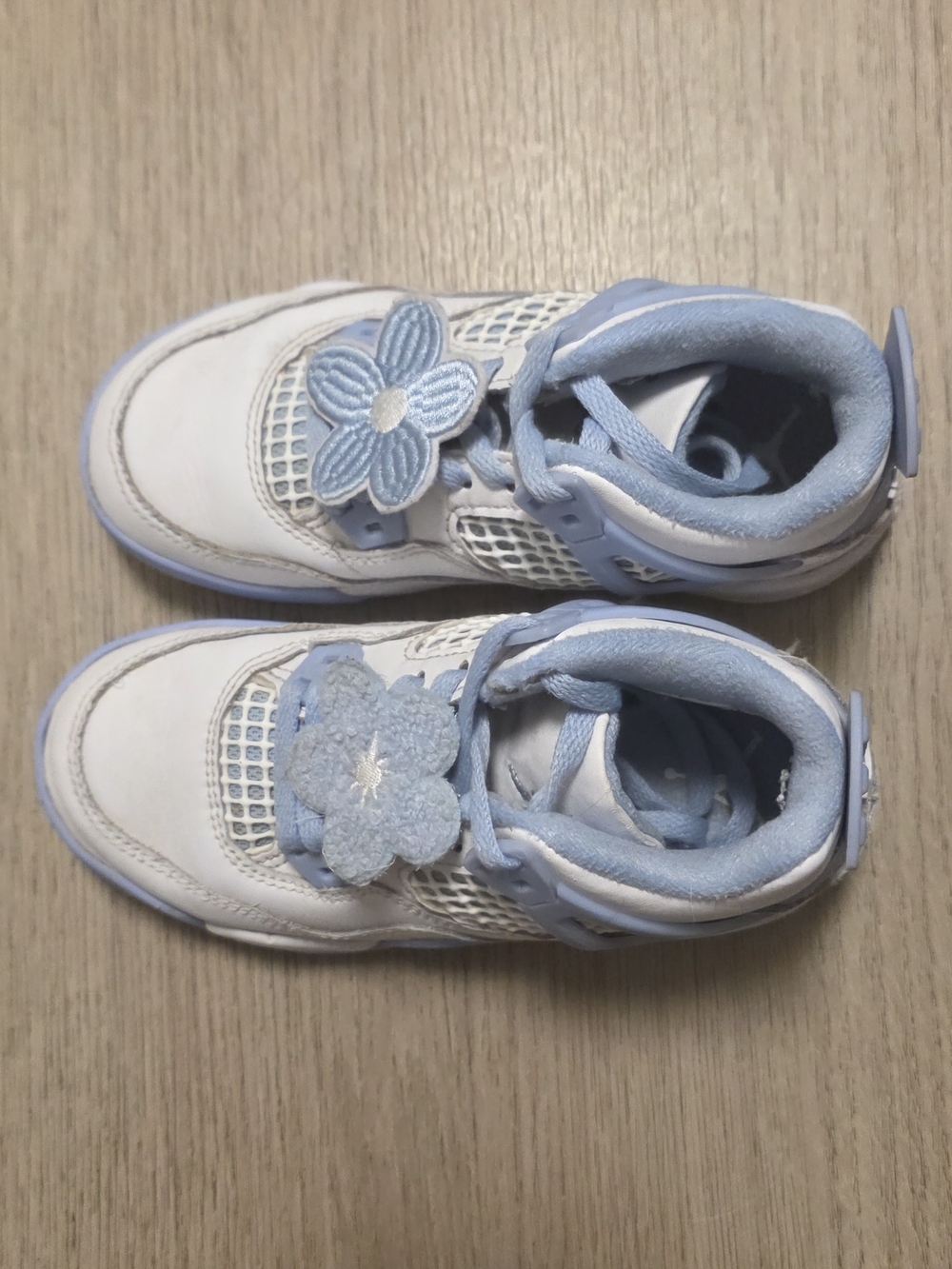 Jordan Air IB8962-100 White and Light Blue Size 12